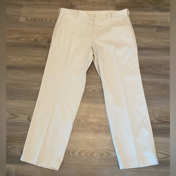 Nike Golf Dri Fit Performance Khaki Flat Front Pants Mens size 38 x 30 - Picture 1 of 7